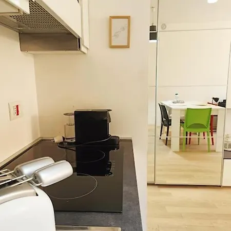 Yr - Navigli Appartement *