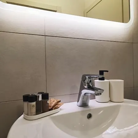 Yr - Navigli Appartement *