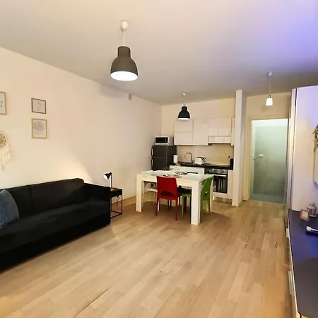 Yr - Navigli Appartement *